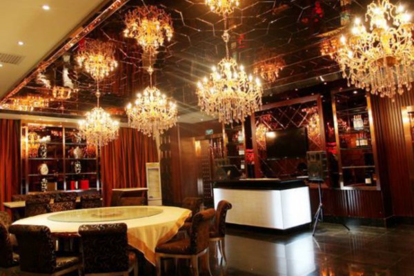 重庆夏日桑拿，避暑养生两不误